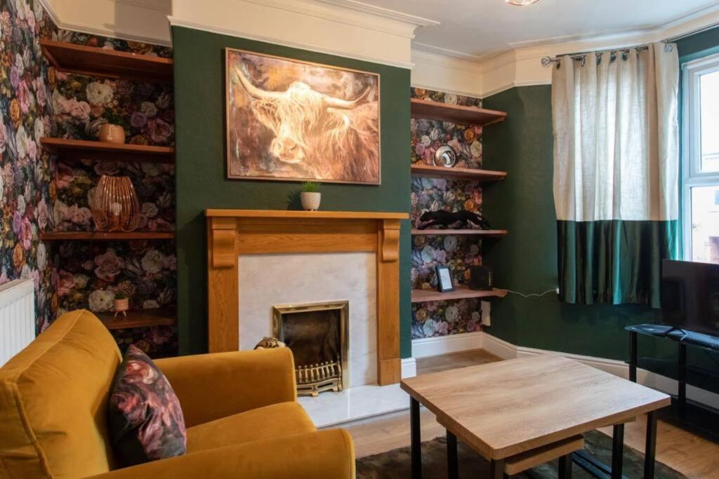 Cosy Home In City Centre Линкълн Екстериор снимка
