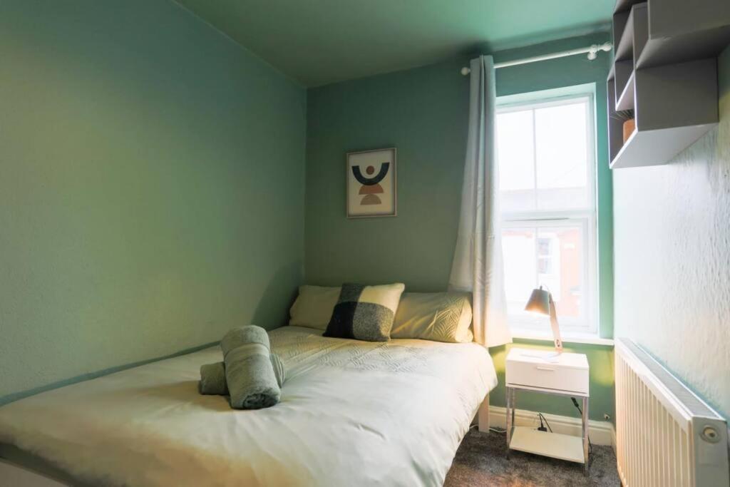 Cosy Home In City Centre Линкълн Екстериор снимка